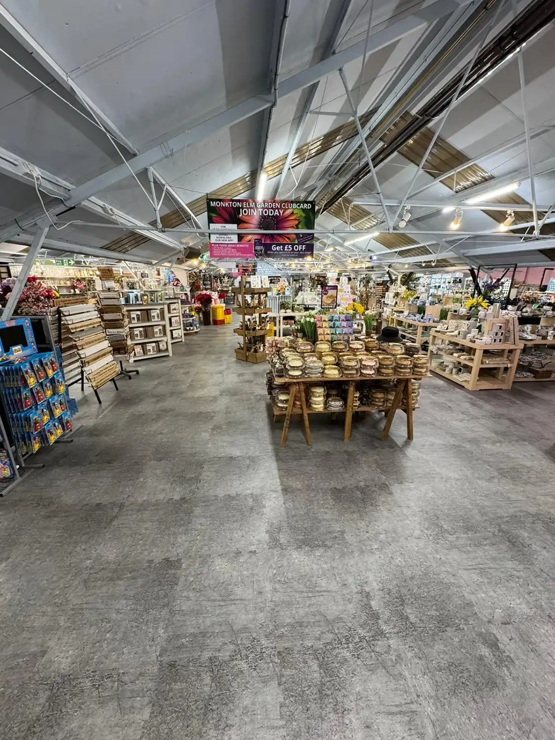 Monkton Elm Garden Centre shop
